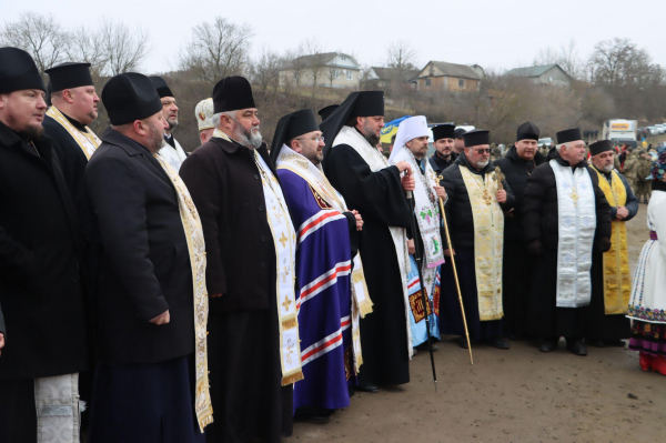 На межі Тернопільщини та Хмельниччини у День Соборності зустрілись представники чотирьох областей