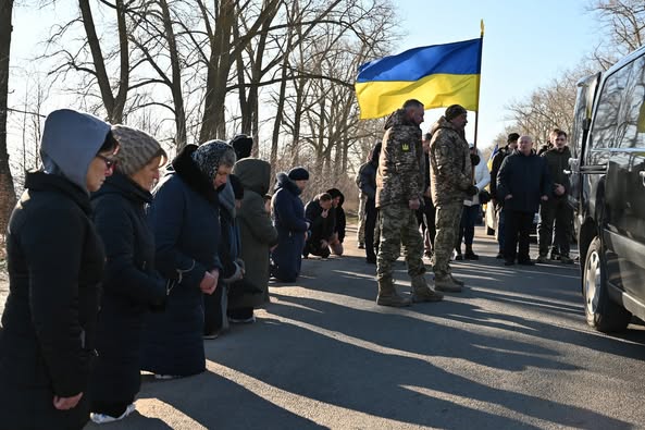 
Лановецька громада попрощалася з полеглим захисником Олегом Мокрицьким (фото)