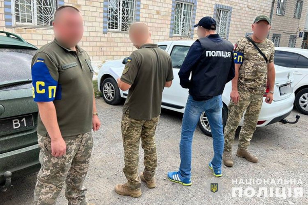 Корупція та насильницькі злочини: у поліції розповіли нові деталі скандалу у Борщівському ТЦК