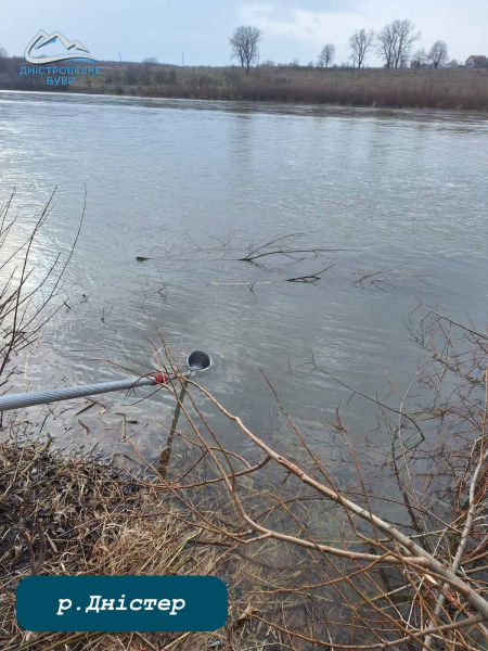 
Забруднено Бурштинське водосховище – перевищено вміст нафтопродуктів (ФОТО)