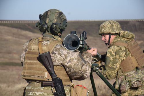 
Бійці тернопільської бригади удосконалюють навички стрільби з протитанкових гранатометів (фото)