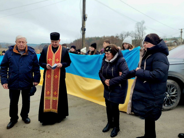 
Біля Тернополя попрощалися з полеглим на фронті 22-річним захисником (фото)