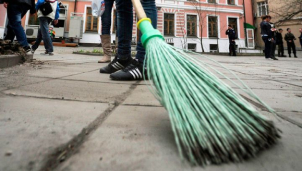 У Тернополі малолітні порушники закону прибиратимуть парки та працюватимуть у бібліотеках