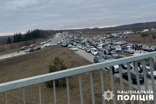 
Правоохоронці розшукали організаторів нелегальних перегонів на Тернопільщині