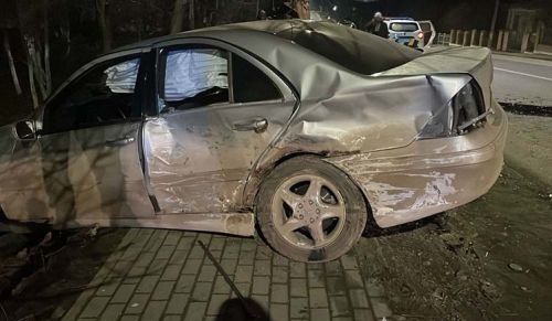 
ДТП на Чортківщині: зіткнулися два автомобілі Mercedes