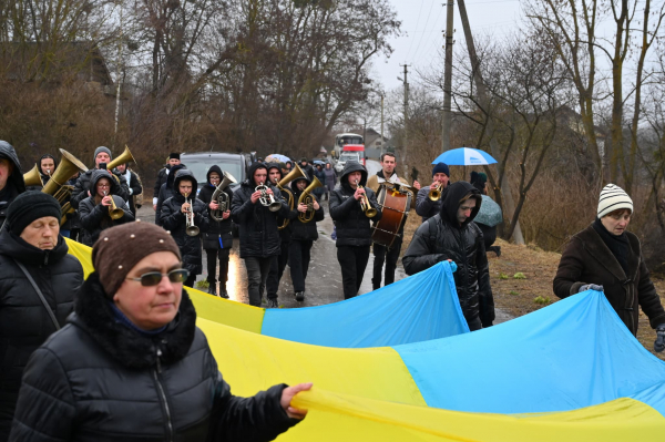 
У Лановецькій громаді похоронили 36-річного воїна Олександра Босака (ФОТО)