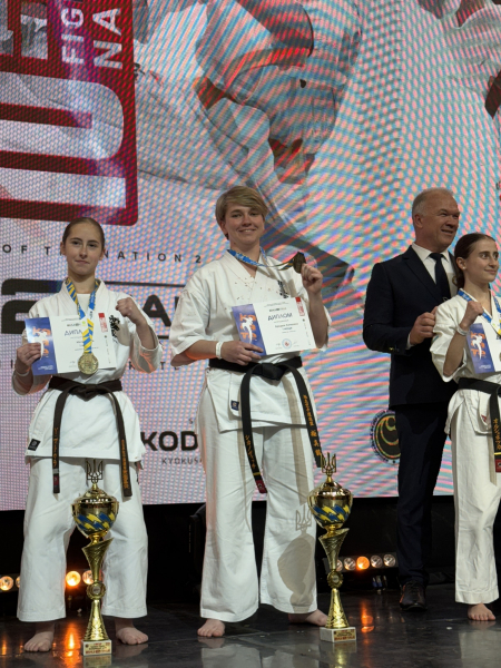 Каратисти з Тернопільщини здобули нагороди на чемпіонаті України (ФОТО)
