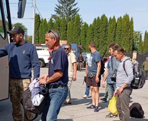 Бригада з Тернопільщини вирушила на схід будувати укріплення (фото)