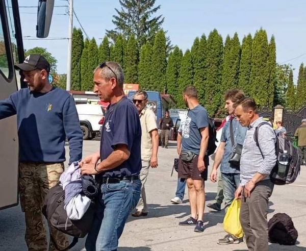Бригада з Тернопільщини вирушила на схід будувати укріплення (фото)