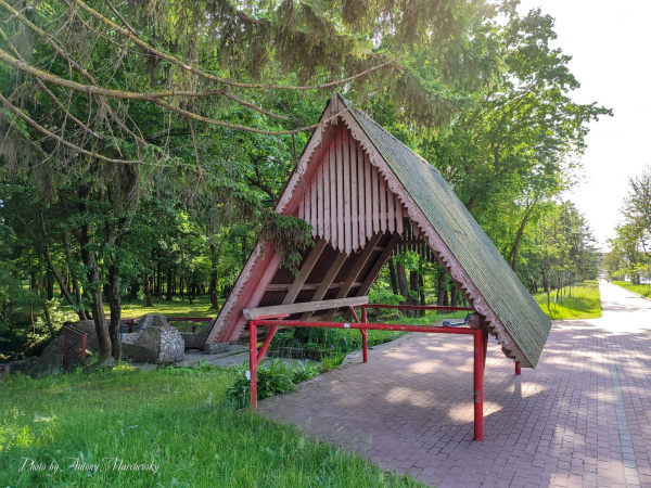 У Тернополі оновлюють парк "Сопільче" (фото)