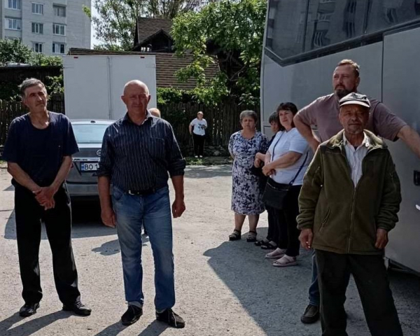 Бригада з Тернопільщини вирушила на схід будувати укріплення (фото)
