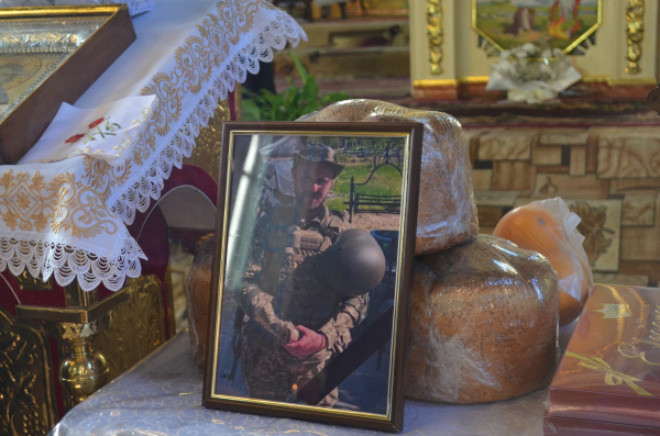 На Чортківщині попрощалися із загиблим Героєм Ярославом Підгірним (фото)