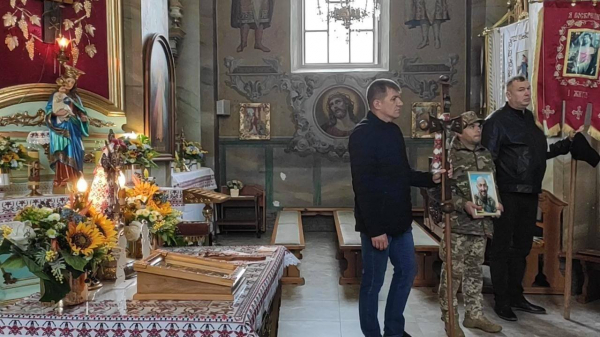 У Козівській громаді провели в останню дорогу ветерана війни Віталія Саніцького (фото)