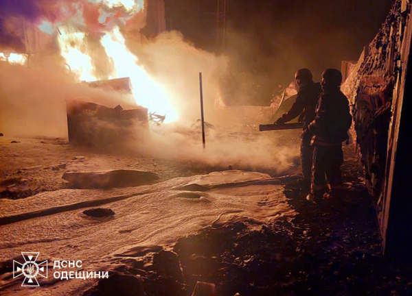 У Хмельницькому під завалами після вибуху знайшли тіла двох людей (фото, відео)