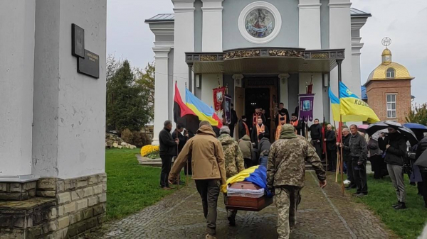 У Козівській громаді провели в останню дорогу ветерана війни Віталія Саніцького (фото)