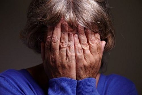 Тернополянка втратила сережки, повіривши у фальшиву квитанцію