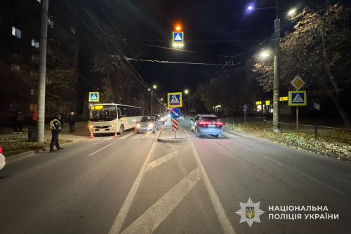 Маршрутка збила жінку на пішохідному переході в Тернополі