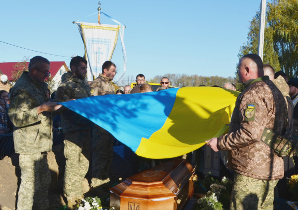 На Чортківщині попрощалися із загиблим Героєм Ярославом Підгірним (фото)