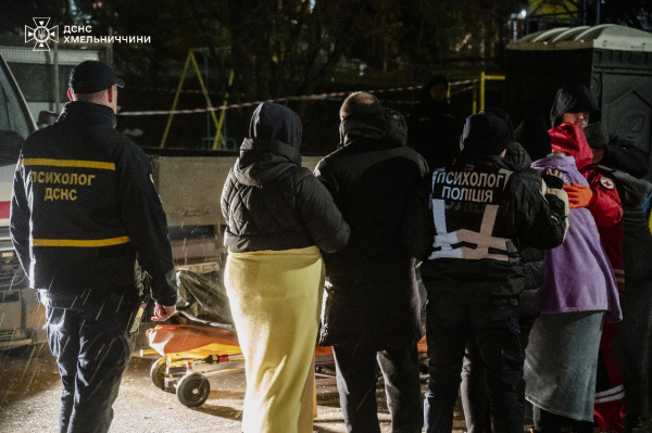 У Хмельницькому під завалами після вибуху знайшли тіла двох людей (фото, відео)