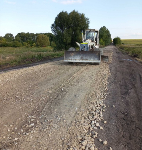 На Тернопільщині ремонтують дорогу регіонального значення (фото)