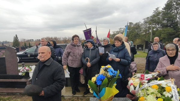 У Козівській громаді провели в останню дорогу ветерана війни Віталія Саніцького (фото)