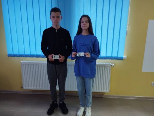 Під час осінніх канікул підлітки Тернопільщини масово звертаються за першим паспортом