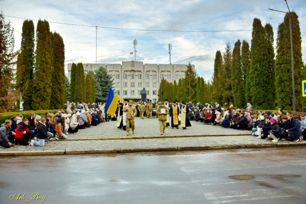 У Шумській громаді попрощалися з воїном Юрієм Доптуном