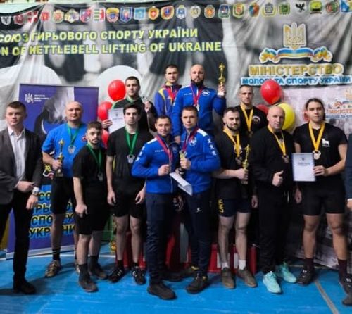 Студенти ТНТУ імені Івана Пулюя здобули срібло на Кубку України з гирьового спорту (фото)