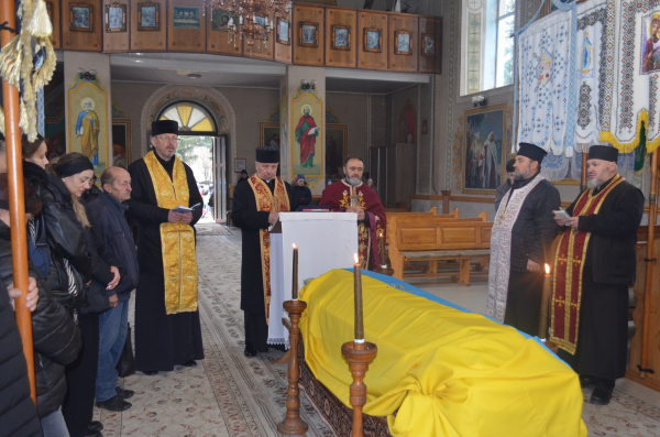 На Чортківщині попрощалися з Героєм Сергієм Возним (фото)