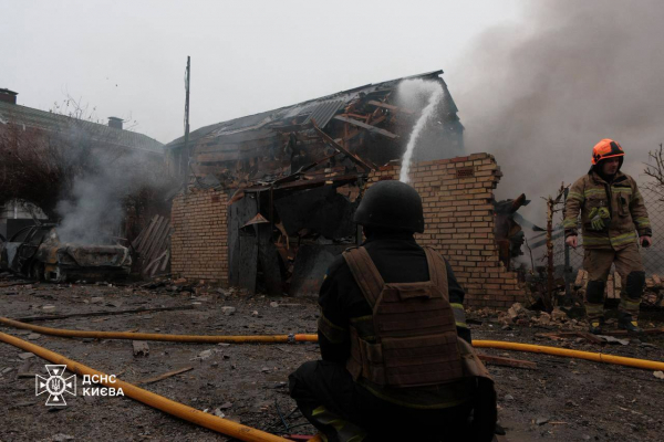 Усі пожежі ліквідовано: наслідки масованого обстрілу столиці (фото)