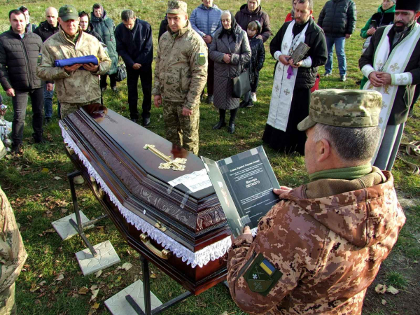 Шумськ у скорботі: попрощалися із захисником Віктором Летким (фото)