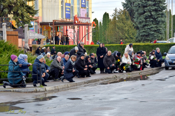 У Шумській громаді попрощалися з воїном Юрієм Доптуном