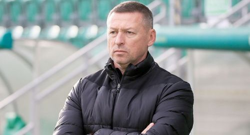 Добу не виходив з авто: колишній тренер Тернопільської «Ниви» Сергій Задорожний виїхав з України