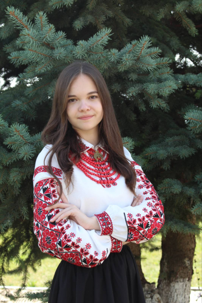 Учениці Теребовлянської спеціалізованої школи-ліцею стали призерками міжнародних мовних конкурсів (фото)