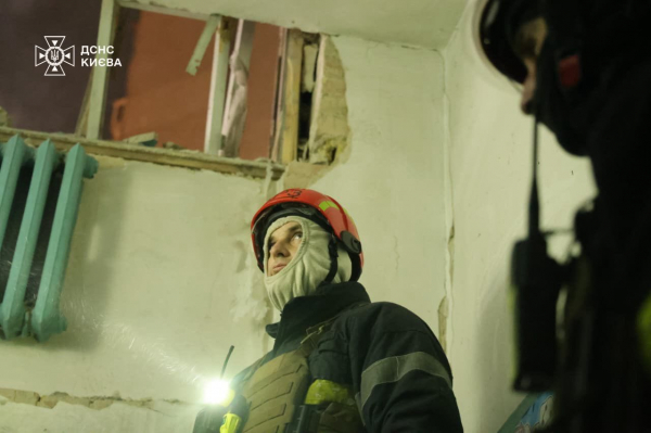 Нічні обстріли Києва та Київщини: є загиблі та постраждалі (фото, відео)