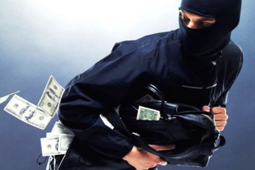 У Тернополі відвідувач спортзалу втратив 30 тисяч доларів (відео)