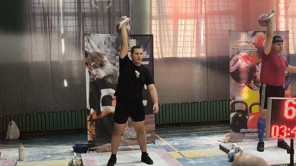 Студенти ТНТУ імені Івана Пулюя здобули срібло на Кубку України з гирьового спорту (фото)