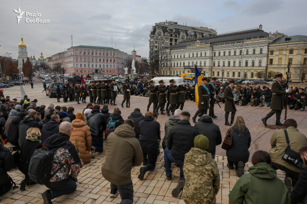 Мирославу Копчу провели в останню путь у Києві, похорон відбудеться у Бережанах (фото, відео)
