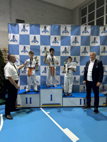 Ще одна переможна поїздка: тернополяни здобули нагороди на чемпіонаті України з кіокушин-кан (фото)