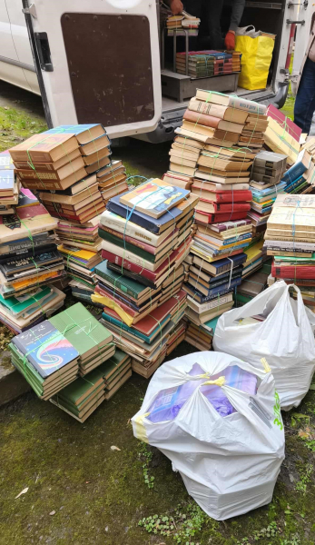 Акція «Русску літературу — на макулатуру!» триває у Тернополі (фото)