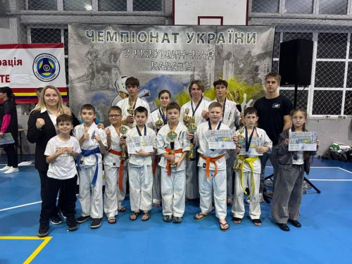 Юні каратисти з Тернополя здобули медалі на чемпіонаті України