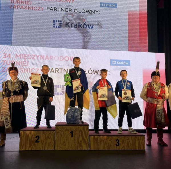 Юні тернопільські борці здобули нагороди на міжнародному турнірі в Польщі (фото)