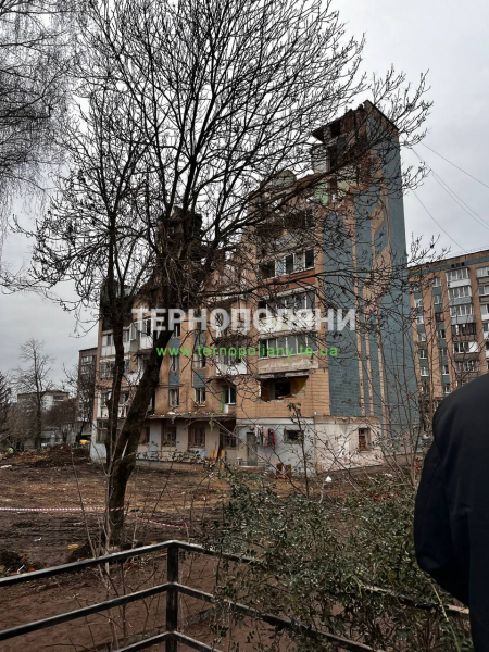 Девʼятий день: у Тернополі моляться за душі загиблих внаслідок російської атаки (фото)