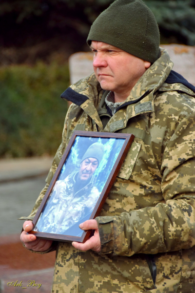 У Шумській громаді попрощалися з воїном Юрієм Доптуном