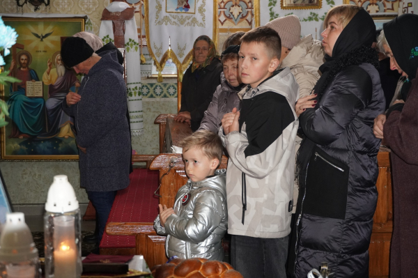 У Лозовій встановили пам’ятник Герою Віталію Німку, тіло якого досі не знайшли (фото)