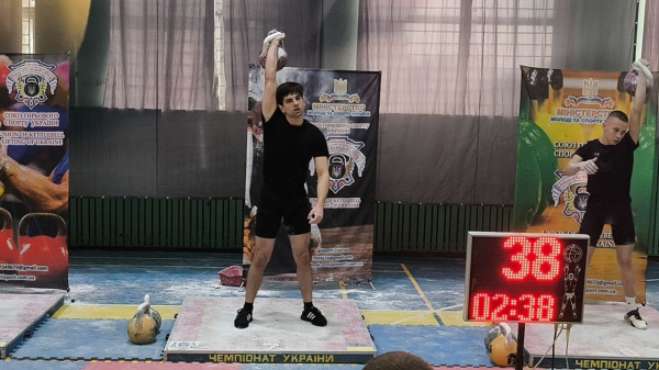 Студенти ТНТУ імені Івана Пулюя здобули срібло на Кубку України з гирьового спорту (фото)