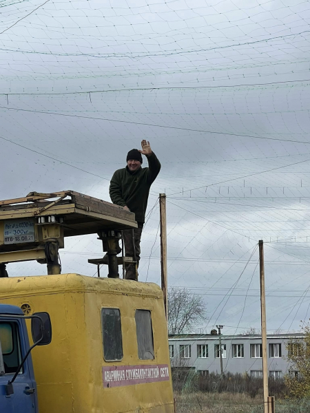 Тернополяни допомагали з облаштуванням оборонних рубежів на передовій (фото)
