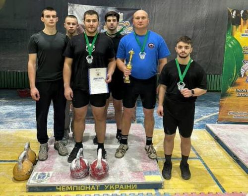 16-річний спортсмен виконав норматив та став наймолодшим майстром спорту серед гирьовиків Збаражчини (фото)