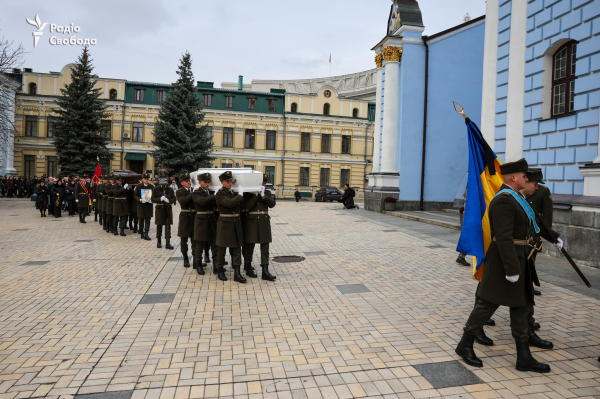 Мирославу Копчу провели в останню путь у Києві, похорон відбудеться у Бережанах (фото, відео)