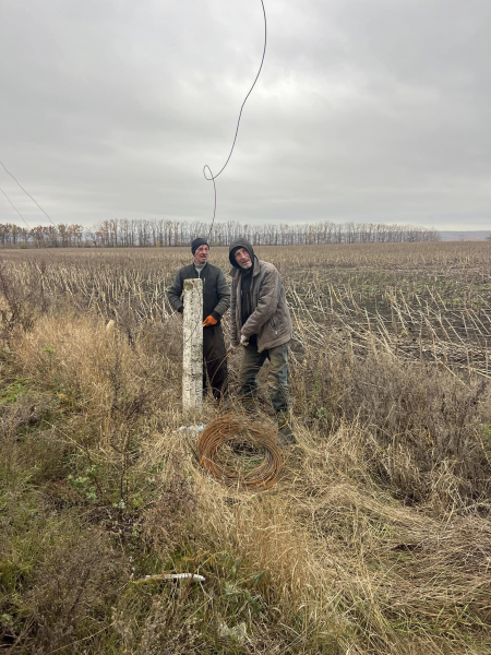 Тернополяни допомагали з облаштуванням оборонних рубежів на передовій (фото)
